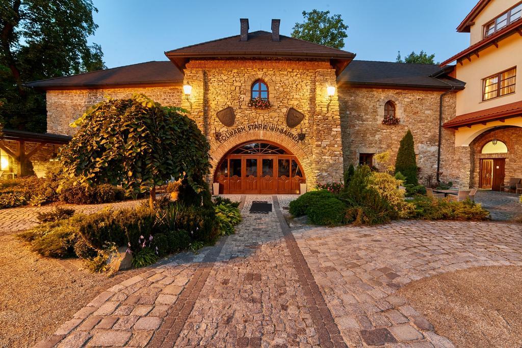 Hotel Folwark Stara Winiarnia à Mszana Dolna Extérieur photo